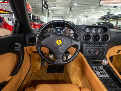 Used 2001 Ferrari 550 Maranello Coupe RWD image 26