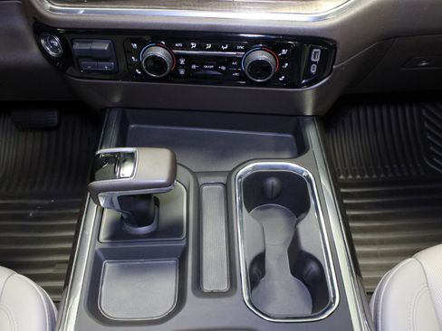 Used 2025 Chevrolet Silverado 1500 LTZ w/ Technology Package AWD/4WD image 21