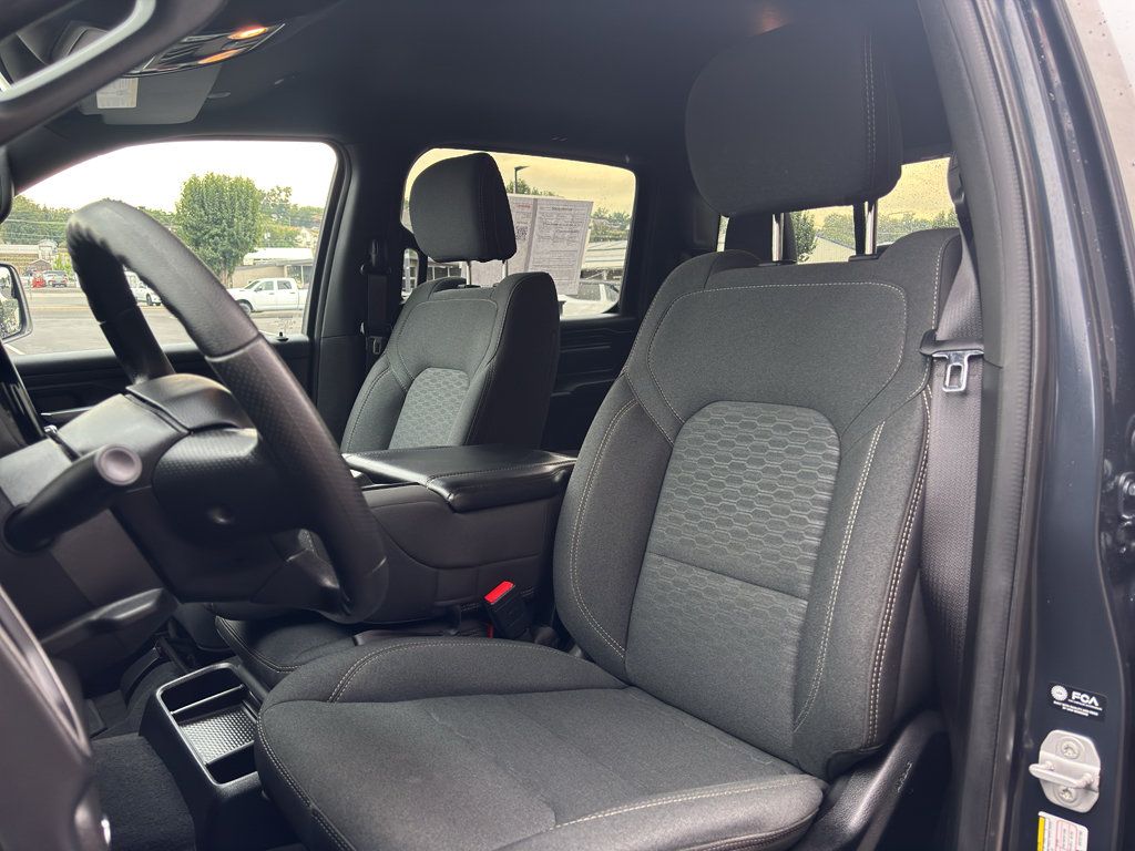 Certified 2025 RAM 1500 Tradesman AWD/4WD image 9
