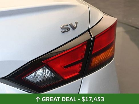 Used 2024 Nissan Altima 2.5 SV image 15