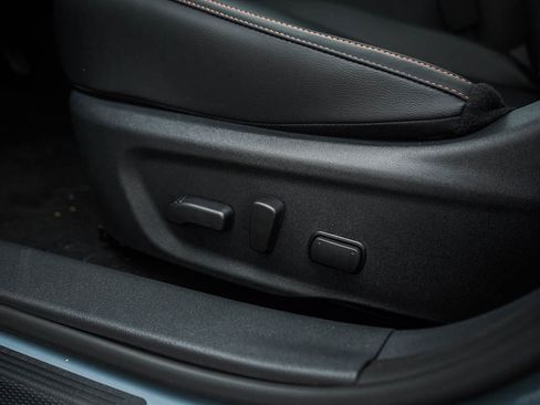 New 2025 Nissan Sentra SR w/ SR Premium Package image 18