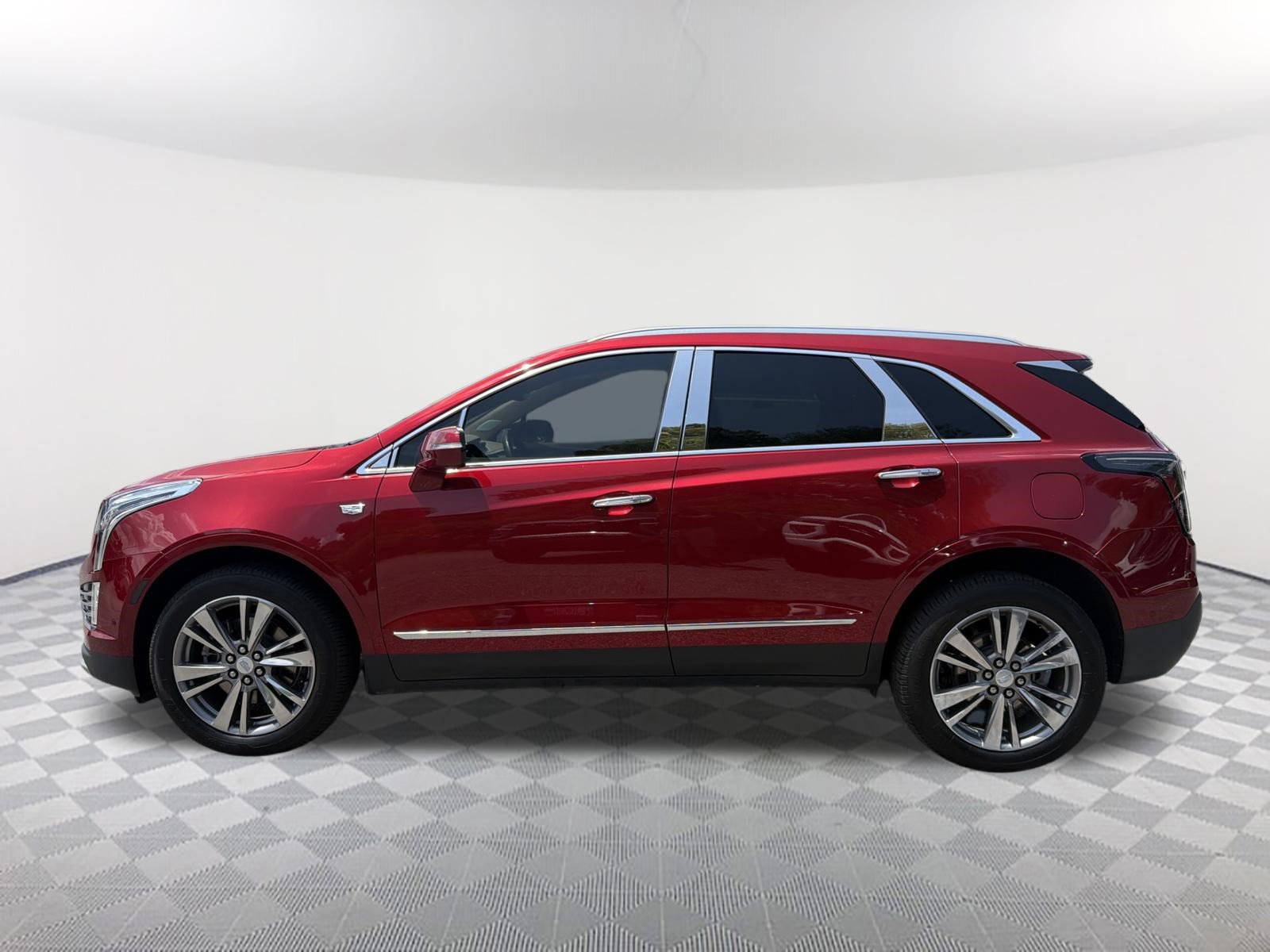 Used 2022 Cadillac XT5 Premium Luxury w/ Platinum Package FWD image 9