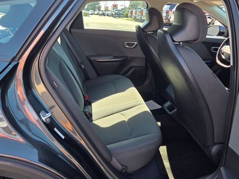Used 2025 Kia K4 FWD image 15