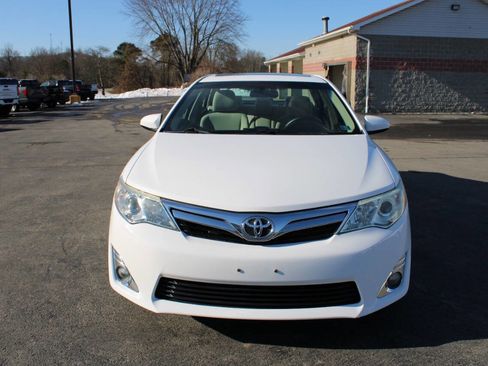 Used 2012 Toyota Camry XLE image 8