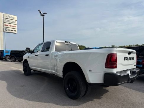 Used 2025 RAM 3500 Tradesman w/ Safety Group AWD/4WD image 3