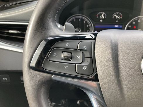 Used 2023 Buick Enclave Essence w/ Sport Touring Edition image 18