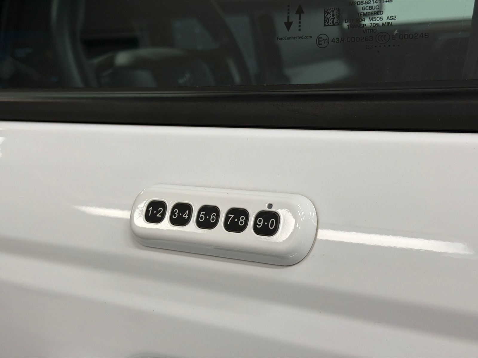 Used 2023 Ford Bronco Outer Banks AWD/4WD image 16