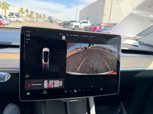 Used 2023 Tesla Model Y Long Range AWD/4WD image 28