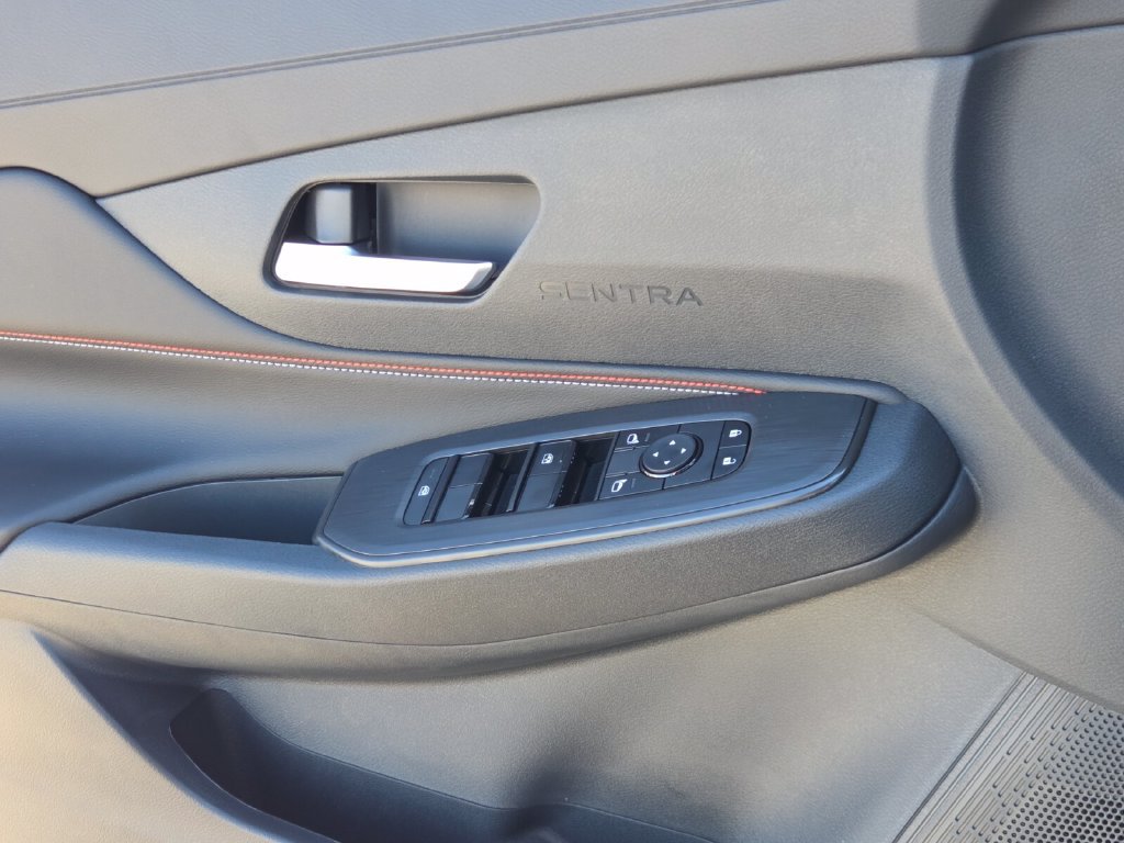 New 2027 Nissan Sentra SR FWD image 29
