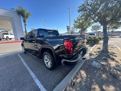 Used 2020 GMC Sierra 1500 SLT w/ SLT Premium Plus Package RWD image 3