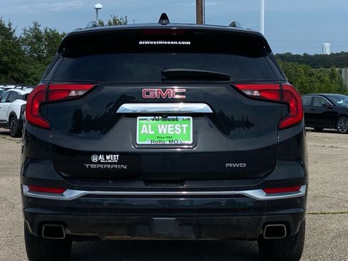 Used 2019 GMC Terrain Denali w/ Comfort Package AWD/4WD image 4