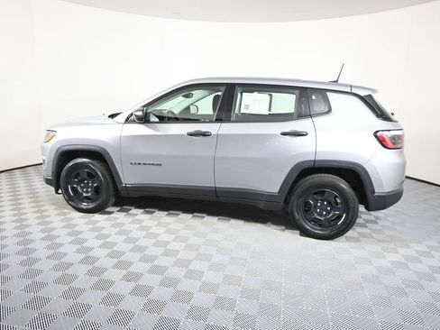 Used 2021 Jeep Compass Sport w/ Cold Weather Group image 3
