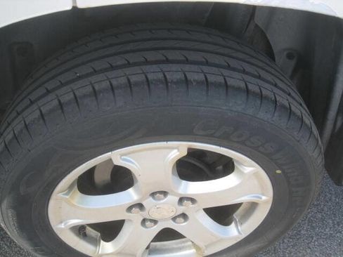 Used 2009 Suzuki XL7 Luxury image 31