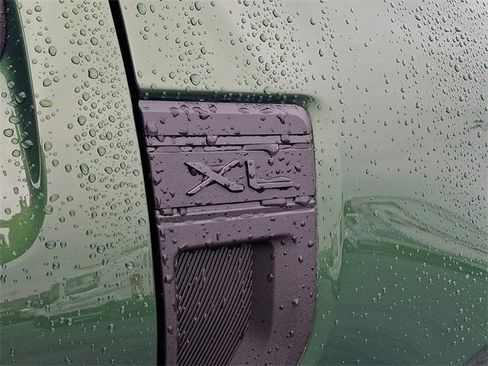 Used 2025 Ford Maverick XL w/ Equipment Group 102A image 30