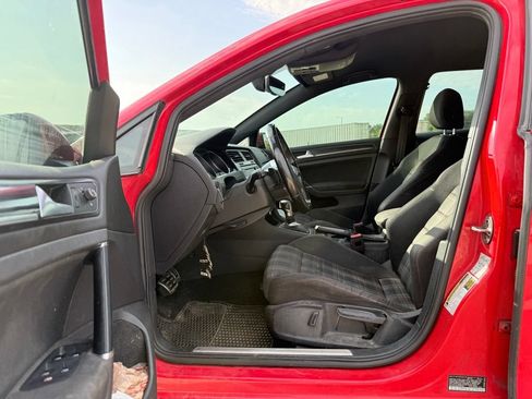 Used 2018 Volkswagen GTI S FWD image 8