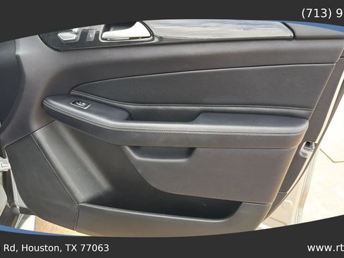 Used 2017 Mercedes-Benz GLS 450 4MATIC image 41