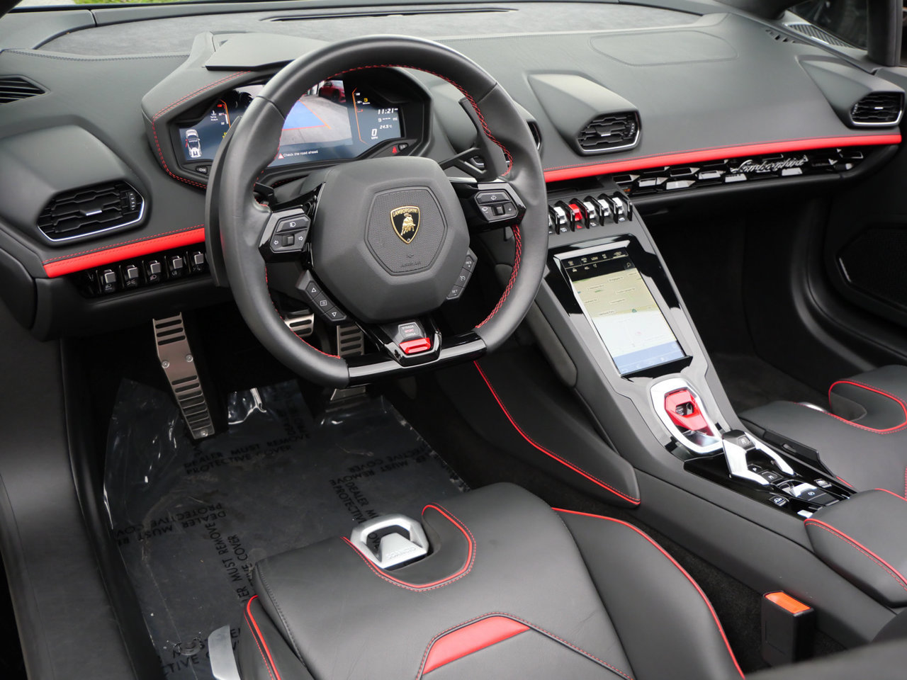 Used 2024 Lamborghini Huracan EVO AWD/4WD image 16