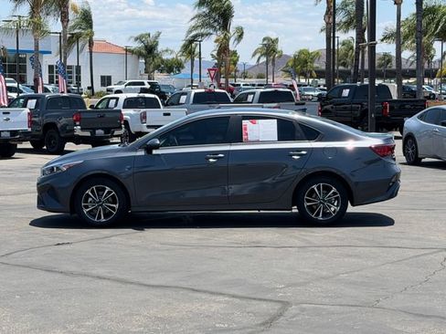 Used 2024 Kia Forte LXS FWD image 9