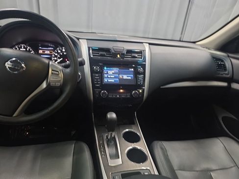 Used 2015 Nissan Altima 2.5 SL w/ Technology Package image 12
