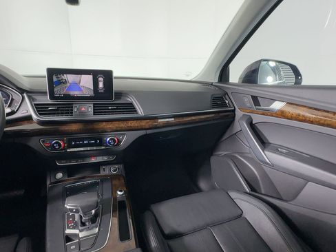 Used 2018 Audi Q5 2.0T Premium Plus w/ Premium Plus Package image 29
