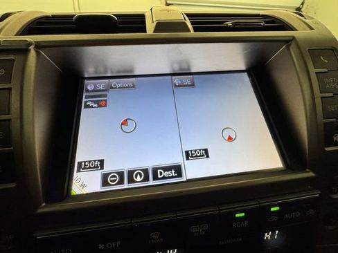 Used 2017 Lexus GX 460 Luxury w/ Preferred Accessory Package image 25