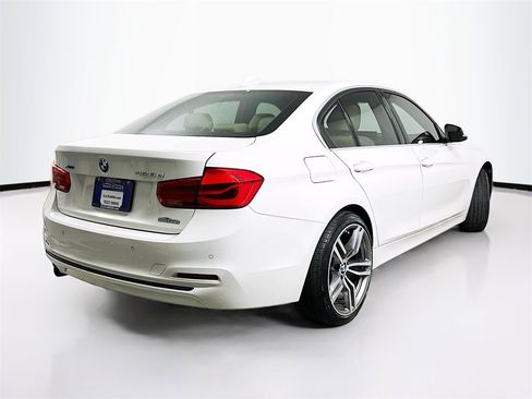 Used 2018 BMW 328d xDrive Sedan image 7