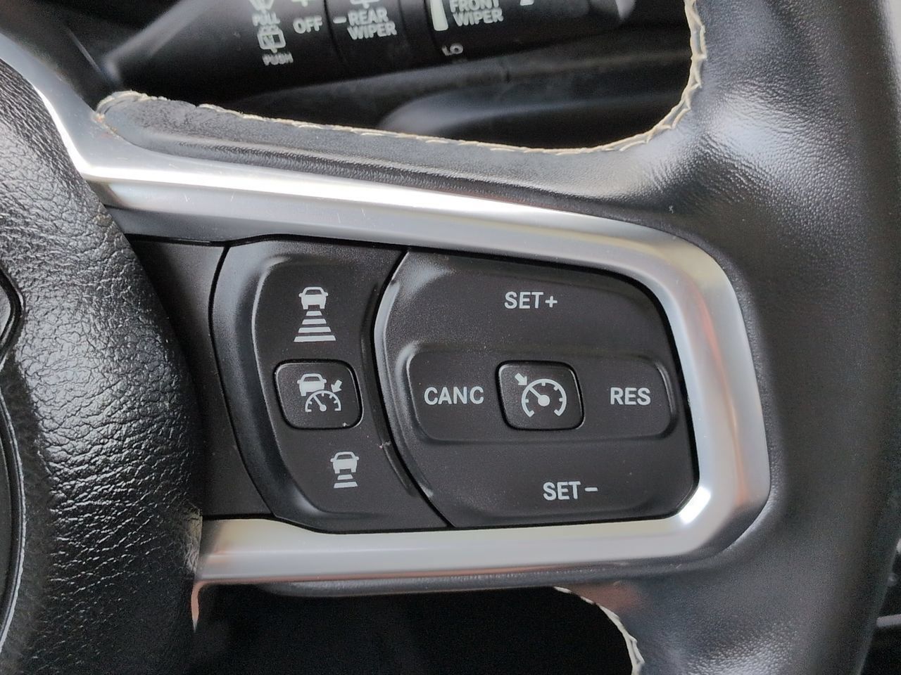 Used 2019 Jeep Wrangler Unlimited Sahara AWD/4WD image 25