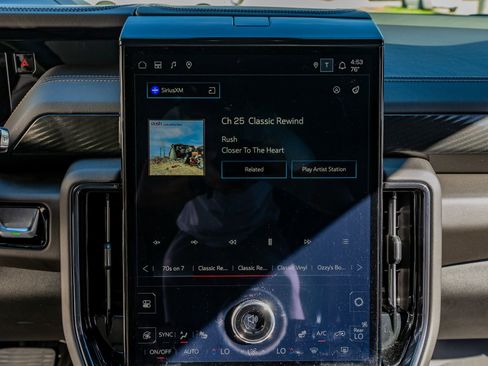 Used 2025 GMC Yukon AT4 w/ Premium Trailering Package image 23