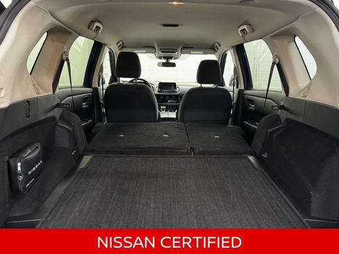 Certified 2025 Nissan Rogue SV AWD/4WD image 39