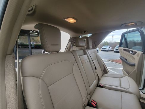 Used 2013 Mercedes-Benz ML 350 2WD w/ Premium 1 Pkg image 37