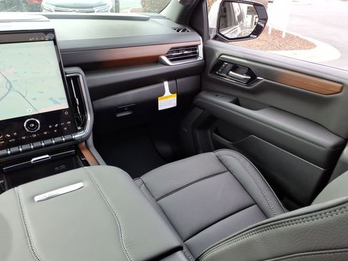 New 2026 GMC Yukon XL Denali w/ Sun & Power Step Package image 59