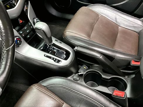 Used 2015 Chevrolet Cruze LTZ image 17