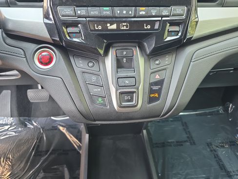 Certified 2024 Honda Odyssey EX-L image 25