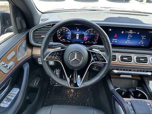 Used 2025 Mercedes-Benz GLE 450 4MATIC image 14