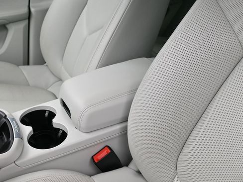 Certified 2023 Porsche Macan GTS image 21