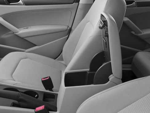 Used 2016 Volkswagen Passat 1.8T S image 15