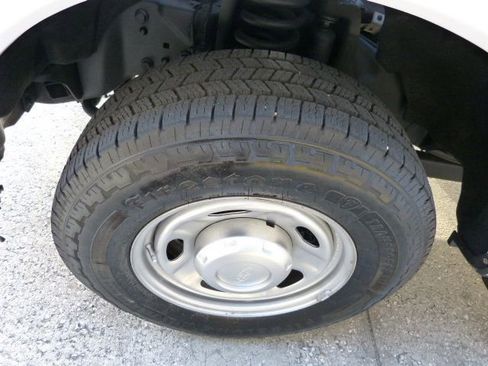 Used 2018 Ford F250 XL image 30