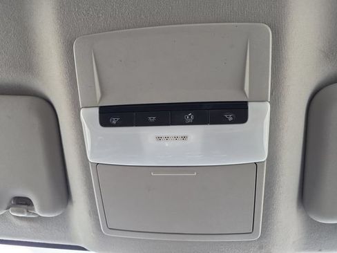 Used 2025 Nissan Sentra SR FWD image 7