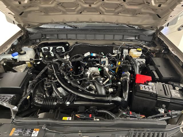 Used 2025 Ford Bronco Badlands AWD/4WD image 11