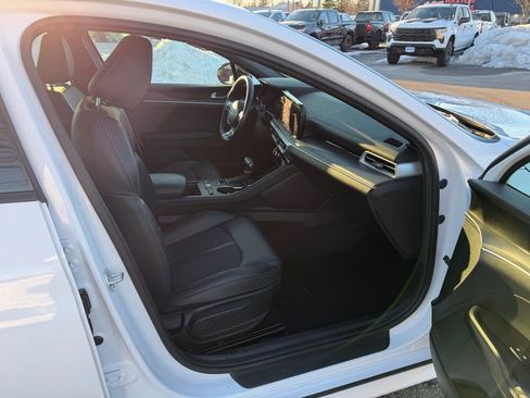 Used 2023 Kia K5 GT-Line image 22