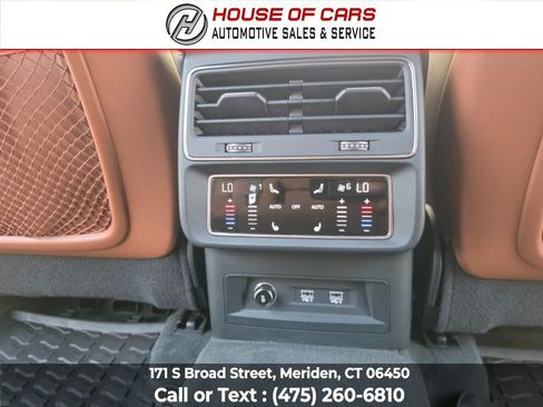 Used 2020 Audi Q8 Premium Plus AWD/4WD image 47