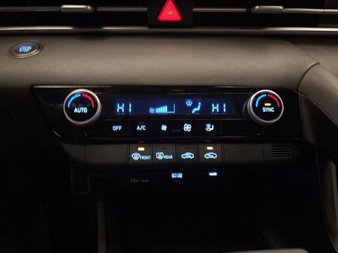 New 2025 Hyundai Elantra Sport image 18