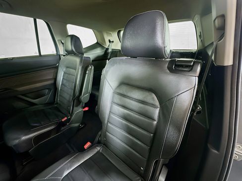 Used 2021 Volkswagen Atlas SEL Premium AWD/4WD image 3