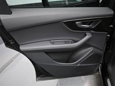 Used 2025 Audi Q7 2.0T Premium Plus w/ Premium Plus Package image 30