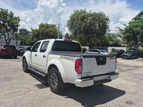 Used 2015 Nissan Frontier Desert Runner RWD image 8