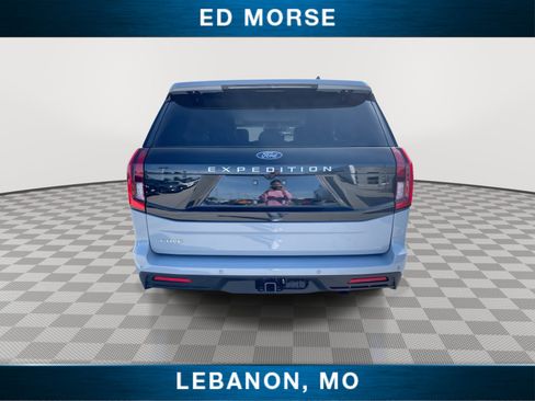 Used 2025 Ford Expedition Active AWD/4WD image 7