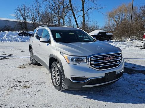 Used 2018 GMC Acadia SLE w/ Driver Alert Package I image 10