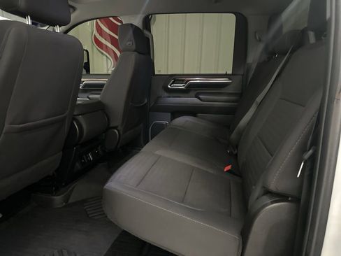 Used 2024 Chevrolet Silverado 2500 LT AWD/4WD image 15