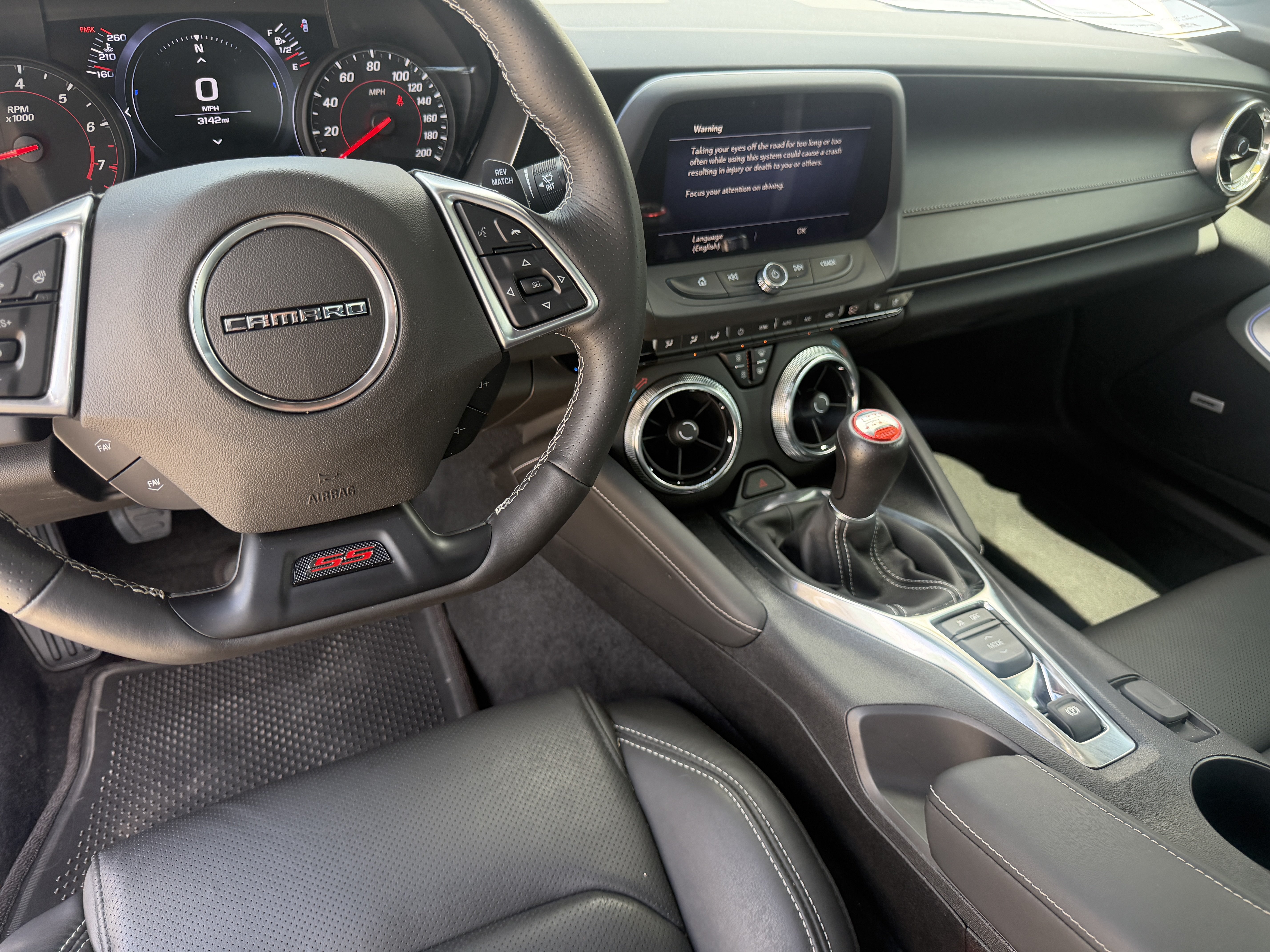 Used 2019 Chevrolet Camaro SS RWD image 11