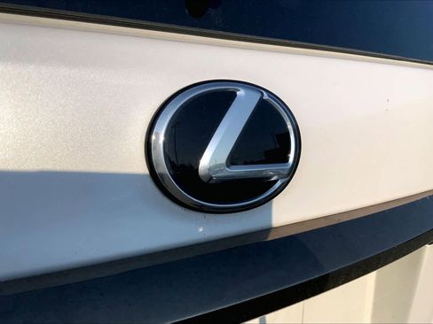 Used 2023 Lexus GX 460 w/ Black Line Special Edition AWD/4WD image 31